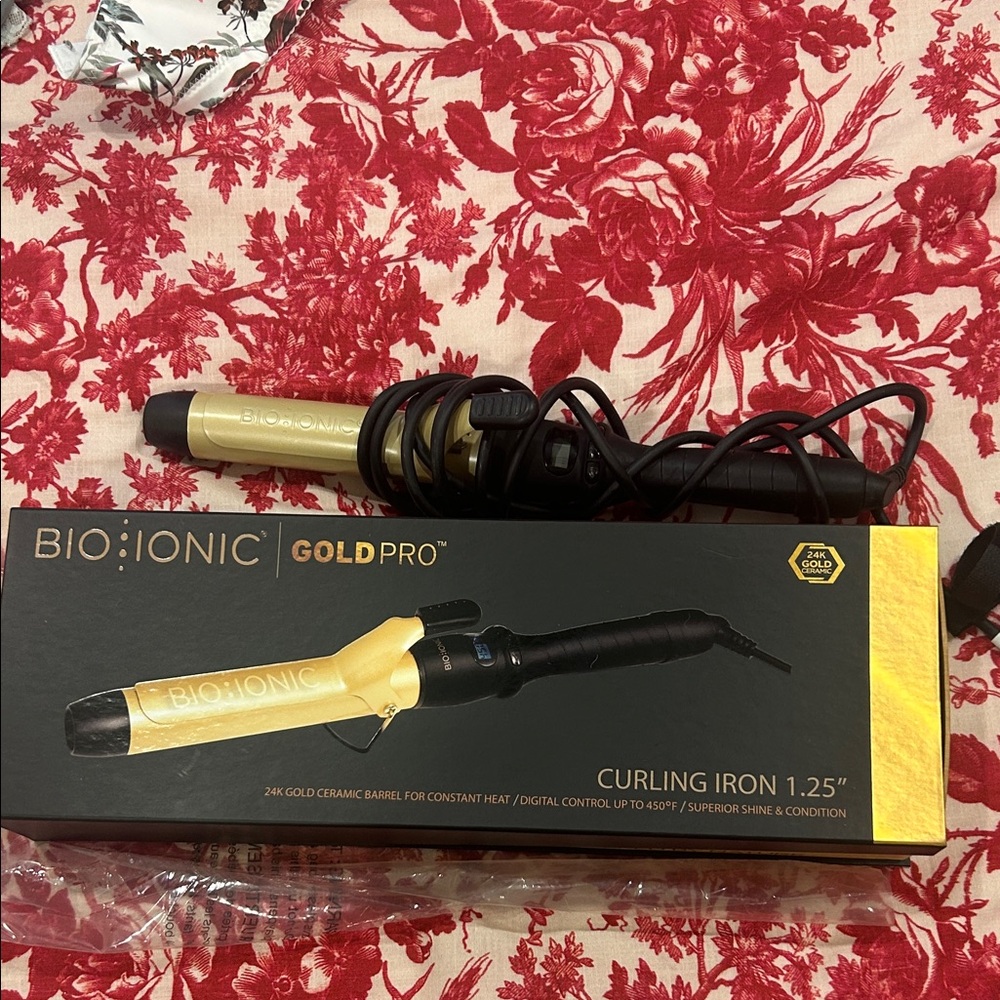 Bio Ionic Gold Pro Curling Iron - Black and Gold